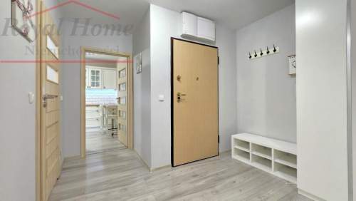 B. ładne, zadbane, przestronne, 3 pok. w Centrum.