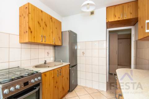Rataje 3 pokoje balkon piwnica