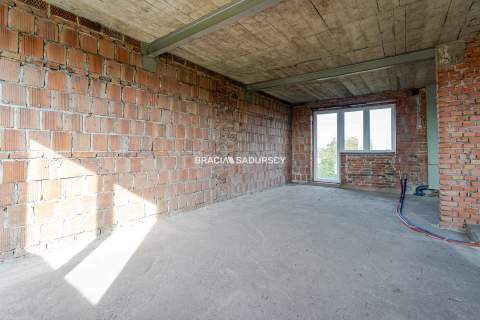 budynek 409,95 m działka 1056 m inwestycja