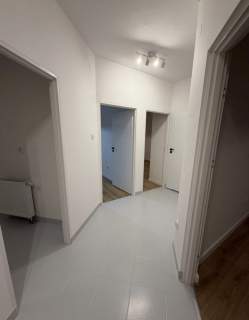 71 m 3 pokoje balkon garaż
