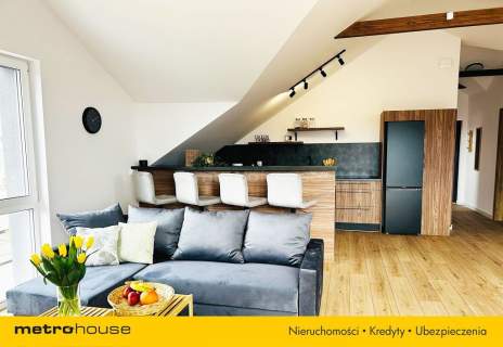 DOM Z 7 APARTAMENTAMI BARDZO BLISKO MARZA