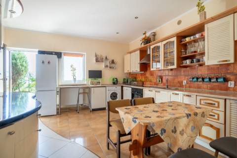 Pensjonat w Rewalu 13 pokoi z apartamentem dla gospodarzy