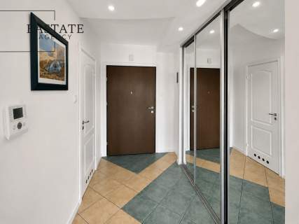 Apartament 70 m widok na PKiN garaż loggia