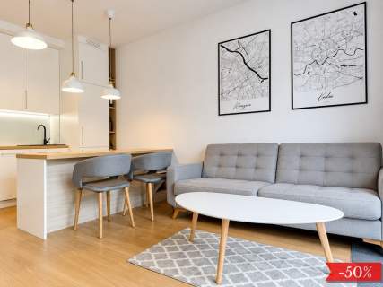 2 pokoje z balkonem recepcja i ochrona- Ogrodowa