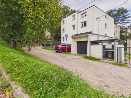 Dwupoziomowe mieszkanie blisko Centrum