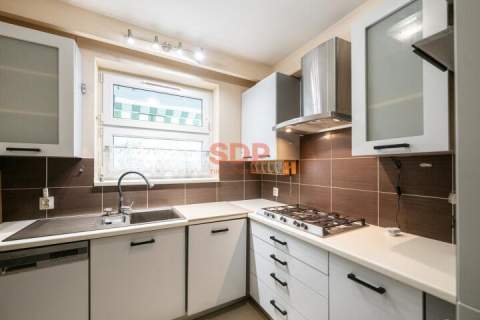 Maślice 2 pokoje z odzielną kuchnią duży garaż 21m2 komórka lokat