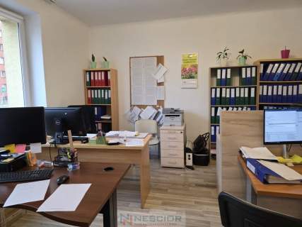 Lokal 85m2, ul. 3 maja