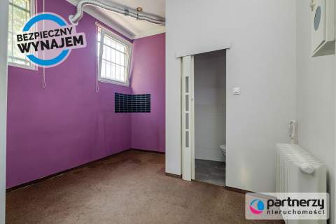 Lokal 60 m2, duże witryny, centrum Gdyni