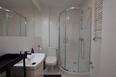 ul. CHOCIMSKA 25,14 m2 suterena