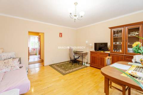 2 POKOJE 52 m2 II PIĘTRO OS. SIKORSKIEGO
