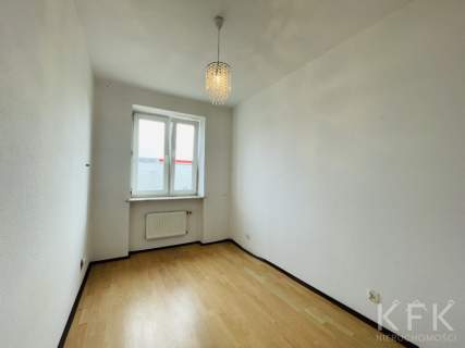 Koniuchy, wysoki parter,blok z cegły, patio