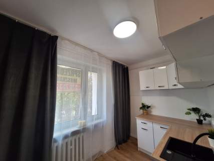 2 pokoje/ do odświeżenia/ ul.Reymonta 13