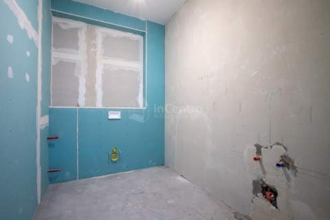 BEZ PROWIZJI Nowy witrynowy lokal 214m2. Krzywa.